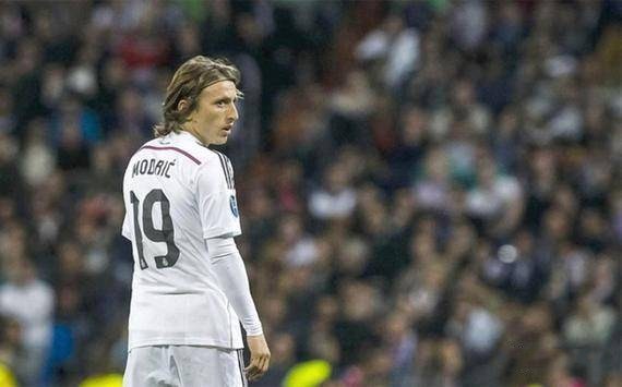 中超首轮进球最多比赛：海港八球大胜上榜，广州德比进9球成经典