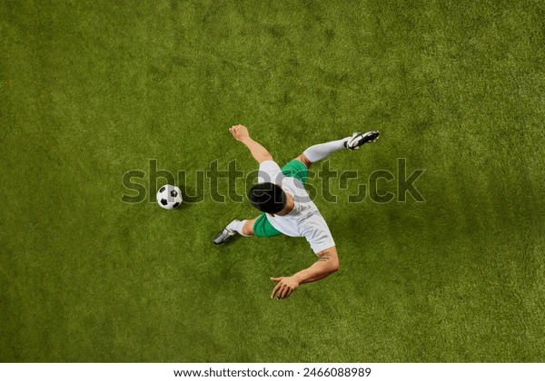 [中超]达万禁区内送回敲 曹永竞世界波破门