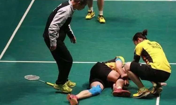 诺兰·莱恩在 1975 年曾因伤休息半年，但回归后球速依然不减当年