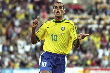 老年人钓鱼 老年人钓鱼